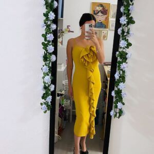 Vestido amarillo volante
